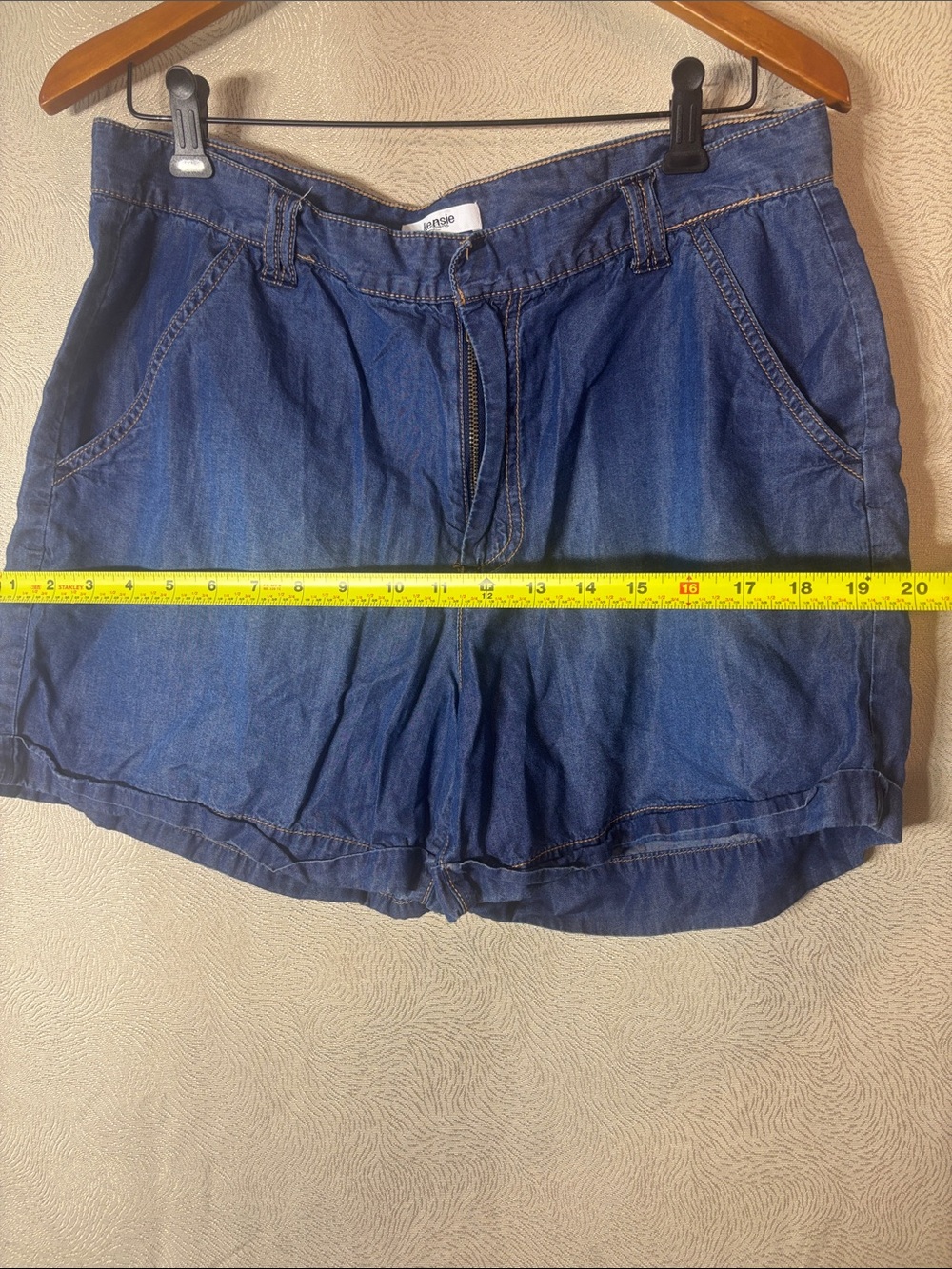 Kensie Jeans Denim Blue lightweight Women's Shorts - Casual Pull-OnStyle 0377 - Picture 4 of 10